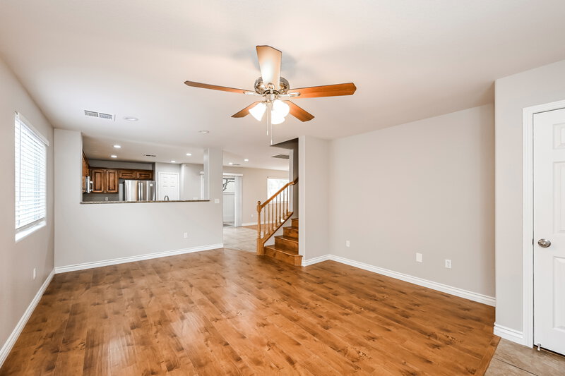 3,130/Mo, 5714 Old Colony Dr Las Vegas, NV 89139 Family Room View 2