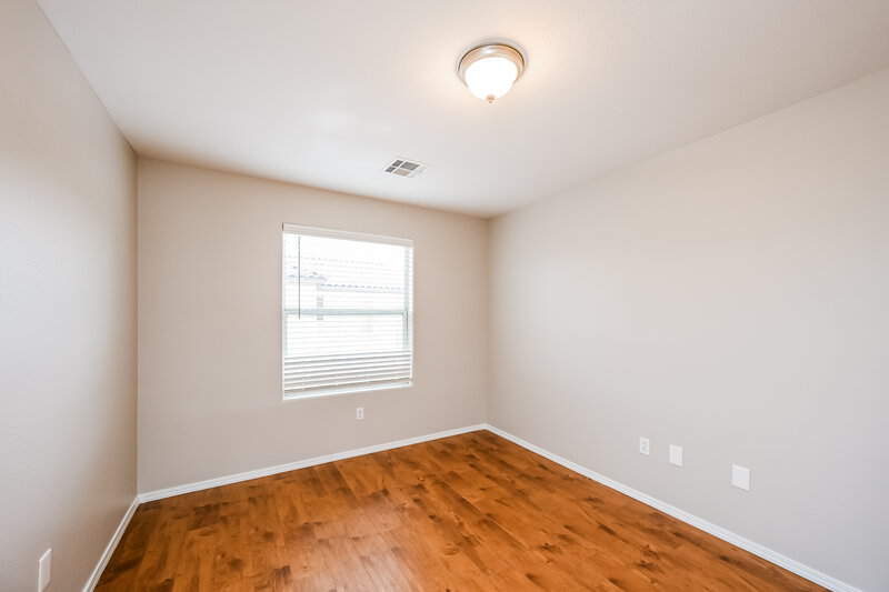 3,130/Mo, 5714 Old Colony Dr Las Vegas, NV 89139 Bedroom View