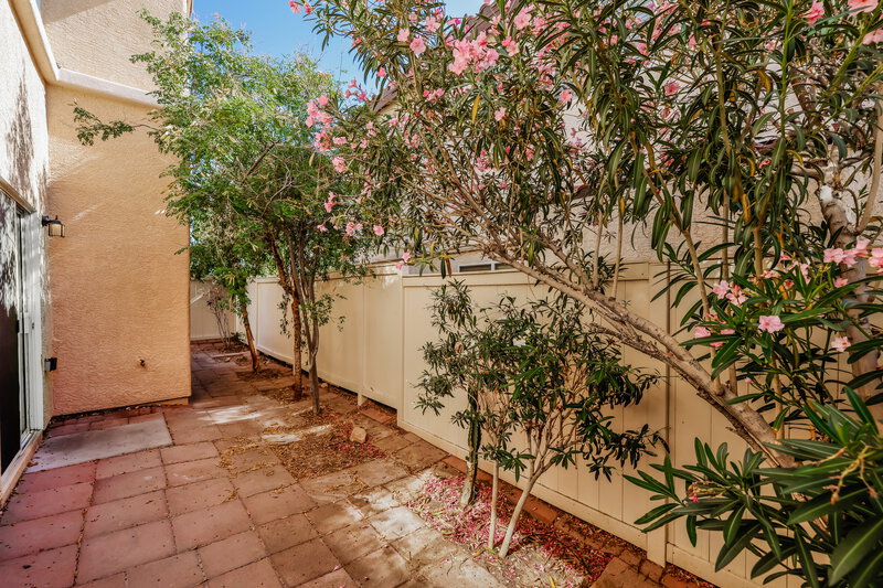 2,185/Mo, 5714 Old Colony Dr Las Vegas, NV 89139 Rear View