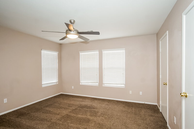 2,115/Mo, 6192 Windmill Island Ave Las Vegas, NV 89139 Main Bedroom View