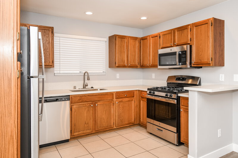 1,830/Mo, 5371 Harvest Breeze Rd Las Vegas, NV 89118 Kitchen View