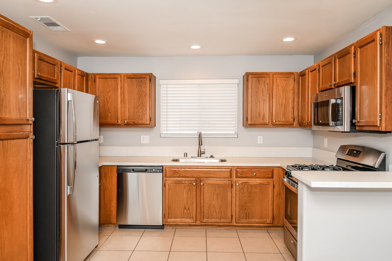 1,830/Mo, 5371 Harvest Breeze Rd Las Vegas, NV 89118 Kitchen View 2