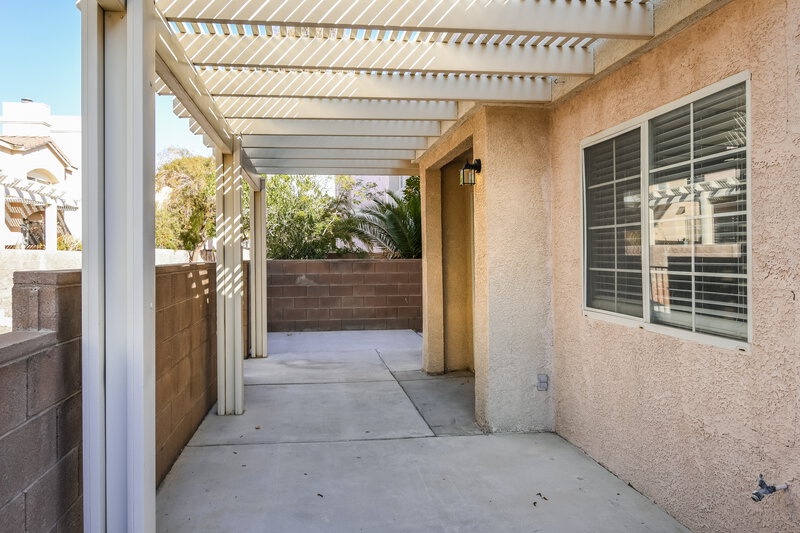 1,830/Mo, 5371 Harvest Breeze Rd Las Vegas, NV 89118 Patio View