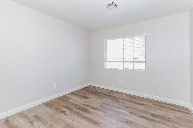 1,990/Mo, 4037 W Delhi Ave North Las Vegas, NV 89032 Bedroom View