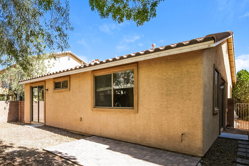 1,945/Mo, 4344 Desert Home Ave North Las Vegas, NV 89085 Rear View