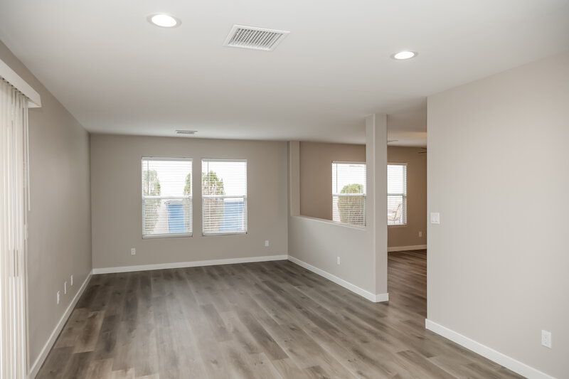 2,035/Mo, 9534 Swiss Stone Ct Las Vegas, NV 89123 Dining Room View 2