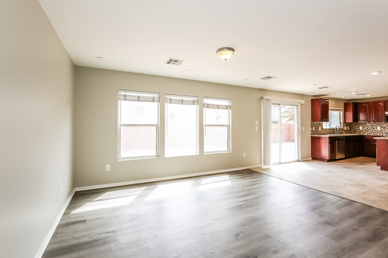 3,035/Mo, 4221 Cape Eagle Ave North Las Vegas, NV 89084 Living Room View 2