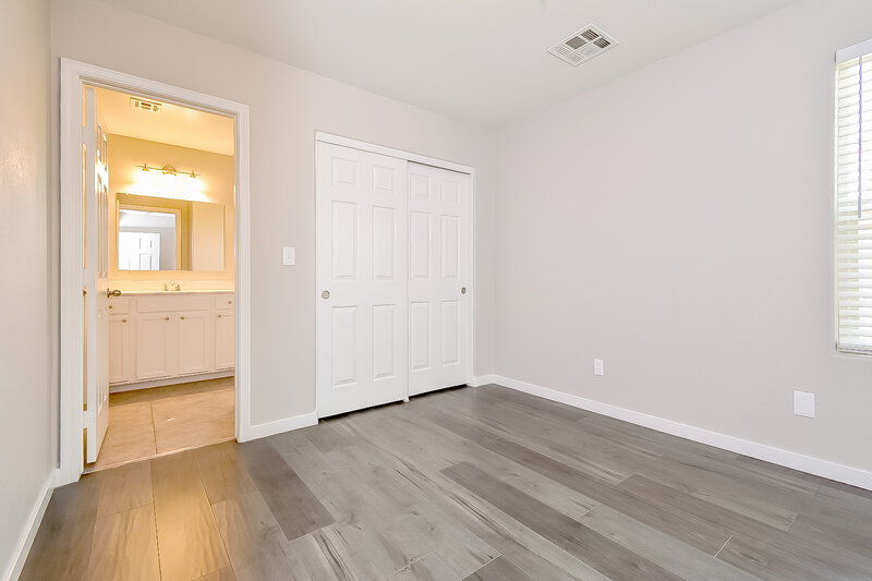 1,910/Mo, 10521 W Gilmore Ave Las Vegas, NV 89129 Bedroom View 4