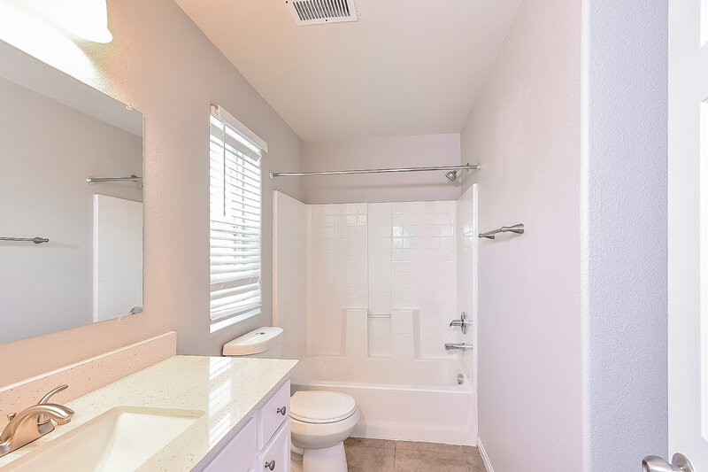 1,910/Mo, 10521 W Gilmore Ave Las Vegas, NV 89129 Bathroom View 2