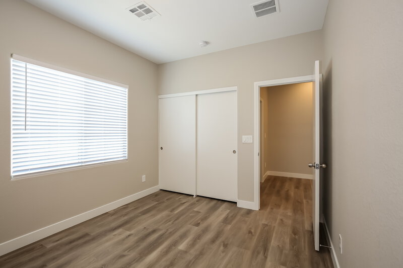 2,100/Mo, 6332 Tim English St North Las Vegas, NV 89031 Bedroom View