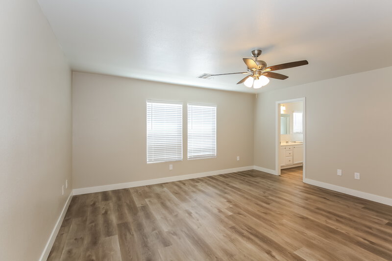2,035/Mo, 213 Snow Dome Ave North Las Vegas, NV 89031 Main Bedroom View