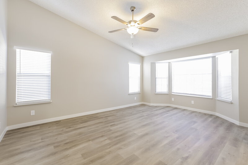 2,060/Mo, 5600 Shuttle Ct Las Vegas, NV 89103 Living Room View