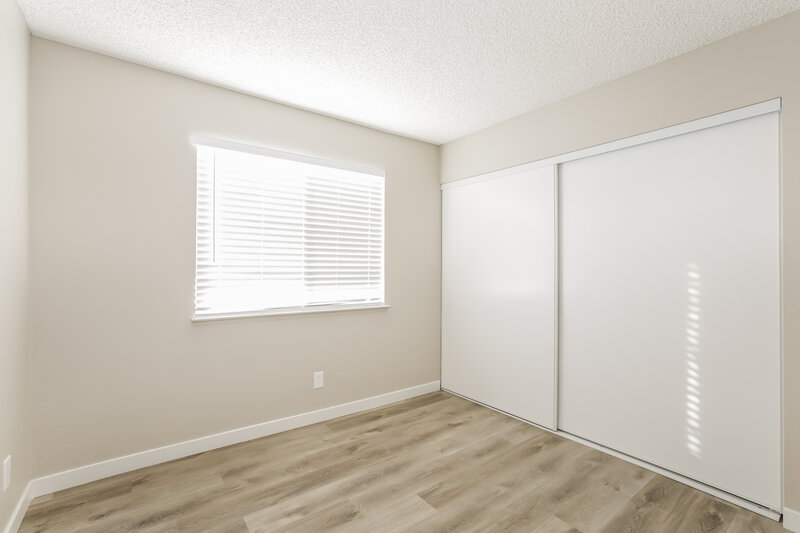 2,060/Mo, 5600 Shuttle Ct Las Vegas, NV 89103 Bedroom View