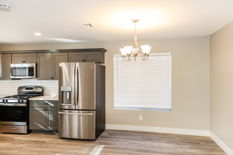 2,265/Mo, 405 Rocky Rd Henderson, NV 89015 Dining Room View
