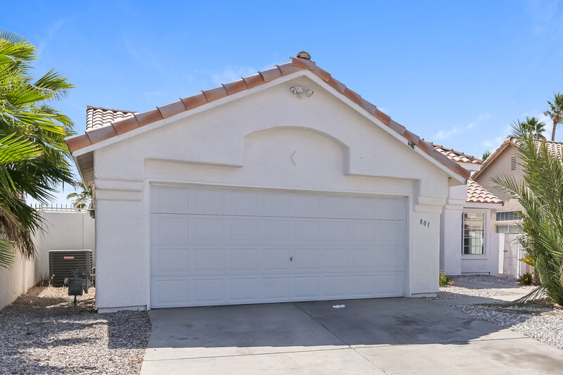 2,470/Mo, 801 Zinnia Cir Henderson, NV 89015 Front View