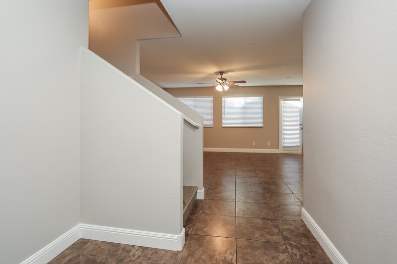2,355/Mo, 10811 Cather Ave Las Vegas, NV 89166 Foyer View