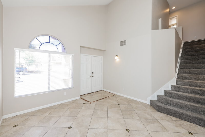 2,145/Mo, 4456 Wellsboro St Las Vegas, NV 89147 Living Room View 2