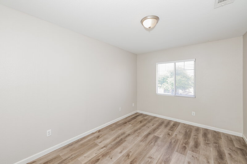 2,145/Mo, 4456 Wellsboro St Las Vegas, NV 89147 Bedroom View 2