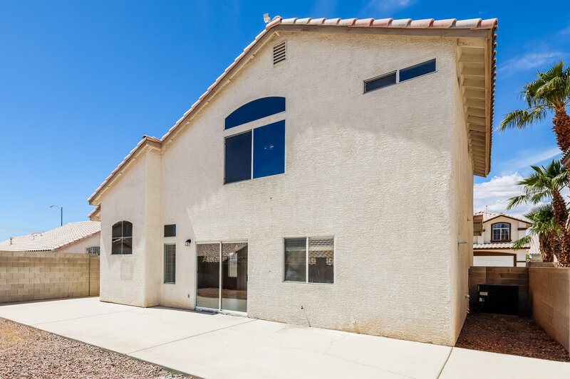 2,145/Mo, 4456 Wellsboro St Las Vegas, NV 89147 Rear View