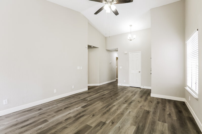 1,875/Mo, 4361 Faberge Ave Las Vegas, NV 89115 Living Room View 3