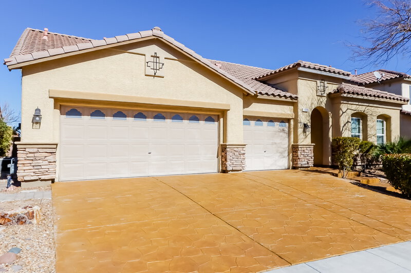 2,830/Mo, 100 Cricklewood Ave Henderson, NV 89002 Front View