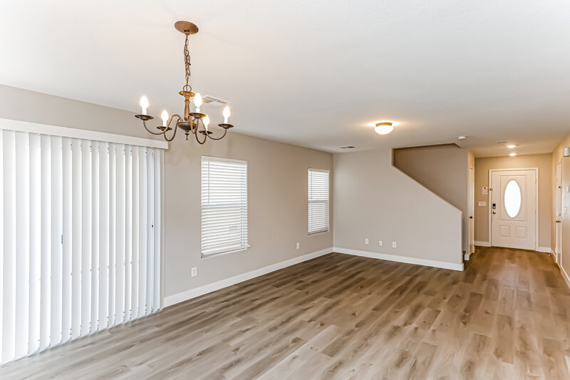 2,910/Mo, 570 Swiss Cottage Ave Las Vegas, NV 89178 Dining Room View 2