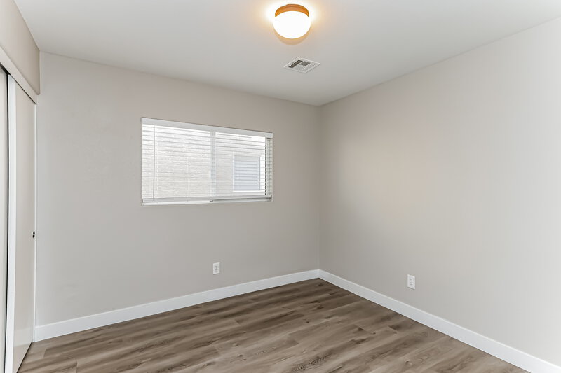 2,910/Mo, 570 Swiss Cottage Ave Las Vegas, NV 89178 Bedroom View 2