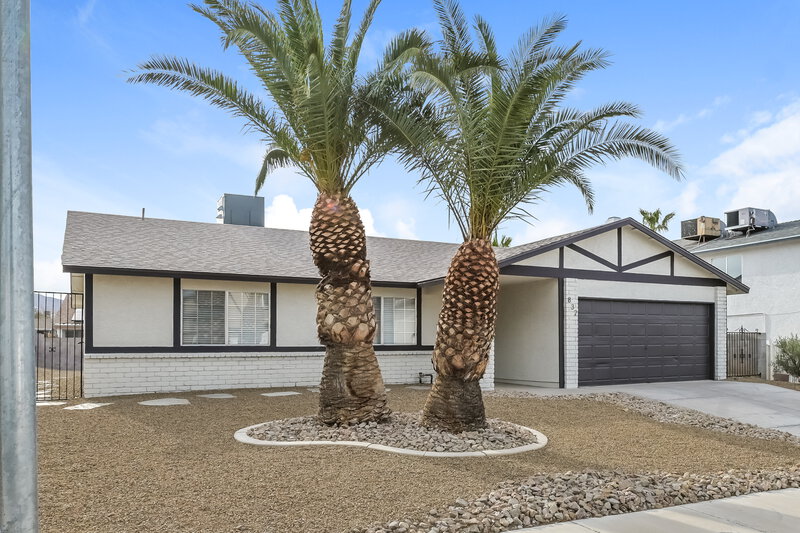 2,375/Mo, 832 Cherry Dr Henderson, NV 89002 Front View