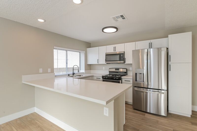 2,375/Mo, 832 Cherry Dr Henderson, NV 89002 Kitchen View
