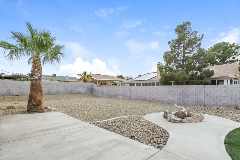 2,375/Mo, 832 Cherry Dr Henderson, NV 89002 Rear View 2