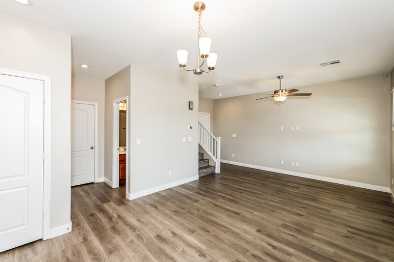 1,860/Mo, 5428 Funks Grove Ln Las Vegas, NV 89122 Dining Room View