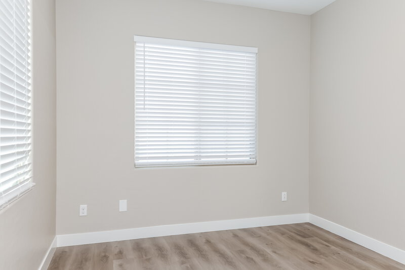 1,970/Mo, 5428 Funks Grove Ln Las Vegas, NV 89122 Bedroom View 2