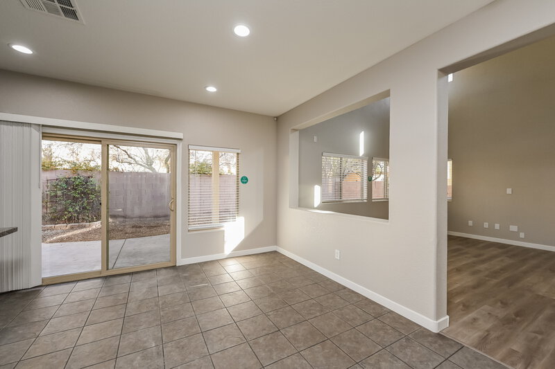 2,125/Mo, 7256 Coppertip Ave Las Vegas, NV 89179 Dining Room View
