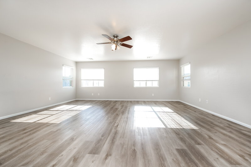 2,660/Mo, 7313 Monticello Mist St Las Vegas, NV 89166 Family Room View 2