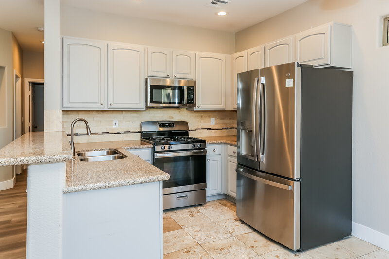 2,035/Mo, 8237 Harvest Spring Pl Las Vegas, NV 89143 Kitchen View