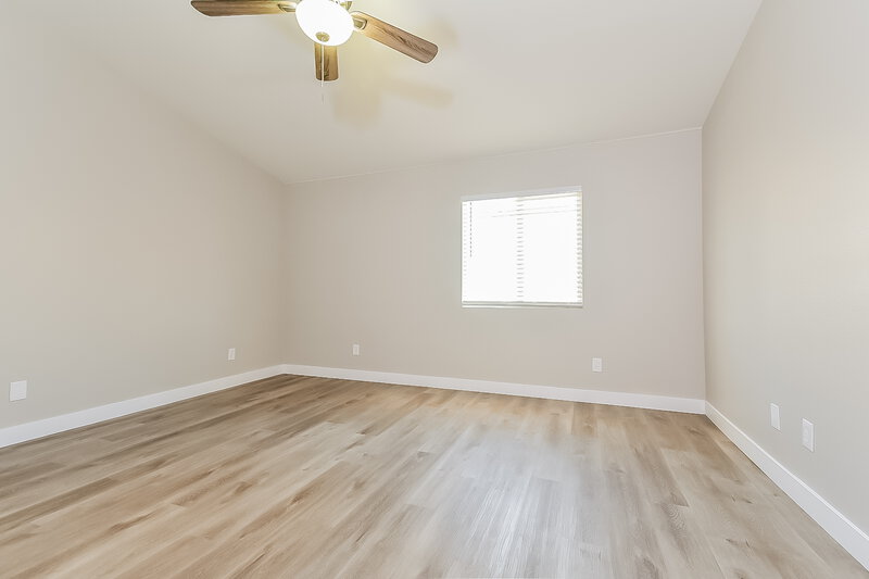 2,035/Mo, 3725 Ferrell St North Las Vegas, NV 89032 Main Bedroom View 2