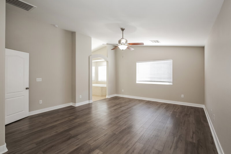 2,290/Mo, 425 Orchid Oasis Ave North Las Vegas, NV 89031 Main Bedroom View