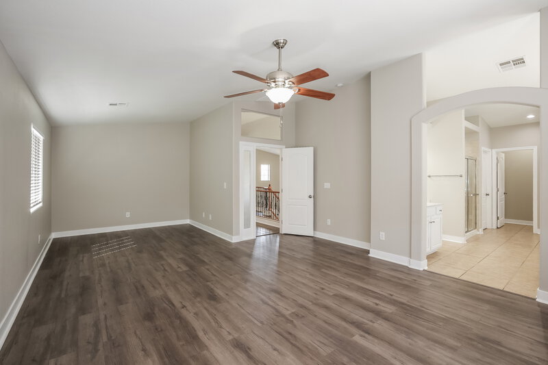 2,290/Mo, 425 Orchid Oasis Ave North Las Vegas, NV 89031 Main Bedroom View 2