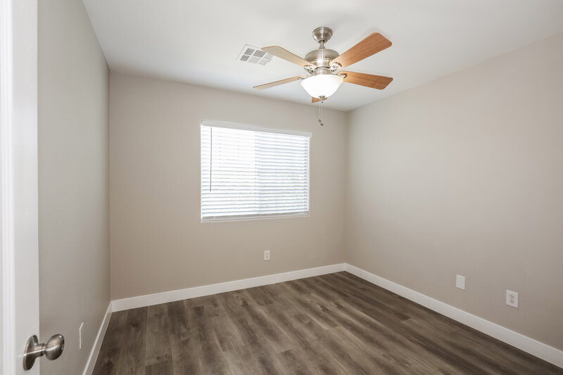 2,290/Mo, 425 Orchid Oasis Ave North Las Vegas, NV 89031 Bedroom View