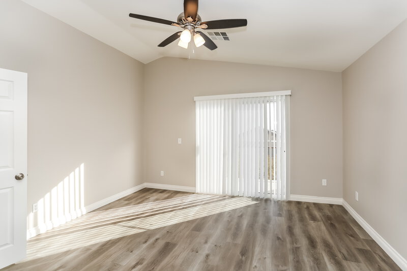 2,345/Mo, 8124 Tilkuni Dr Las Vegas, NV 89166 Main Bedroom View