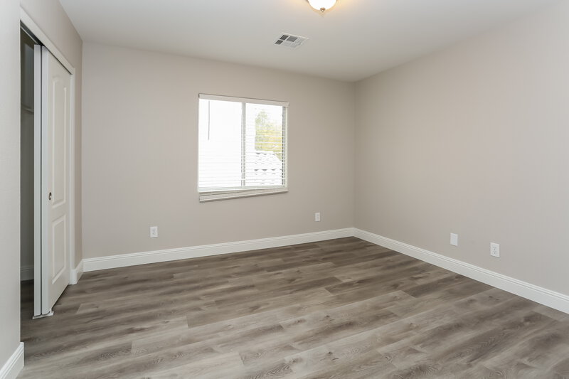 3,820/Mo, 9007 Snowtrack Ave Las Vegas, NV 89149 Bedroom View