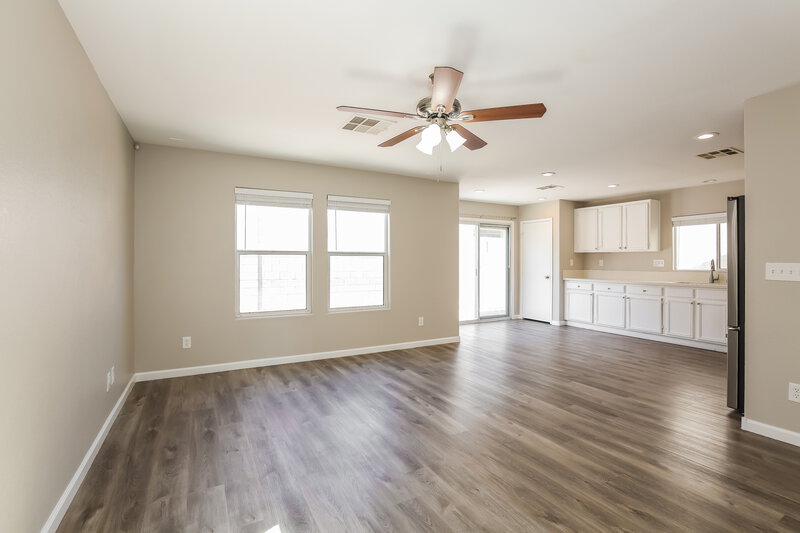 2,250/Mo, 9790 Splendor Sky Ave Las Vegas, NV 89148 Living Room View 3