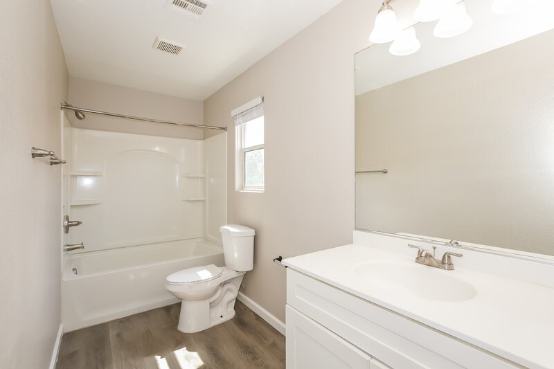 2,250/Mo, 9790 Splendor Sky Ave Las Vegas, NV 89148 Bathroom View