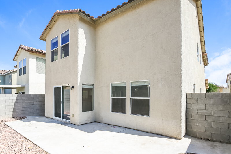 2,250/Mo, 9790 Splendor Sky Ave Las Vegas, NV 89148 Rear View