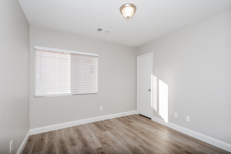 3,640/Mo, 10176 Climbing Lily St Las Vegas, NV 89183 Bedroom View 4