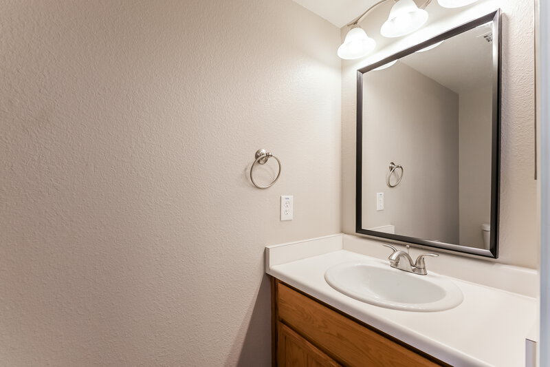 1,900/Mo, 607 Avon Ave Henderson, NV 89014 Powder Room View