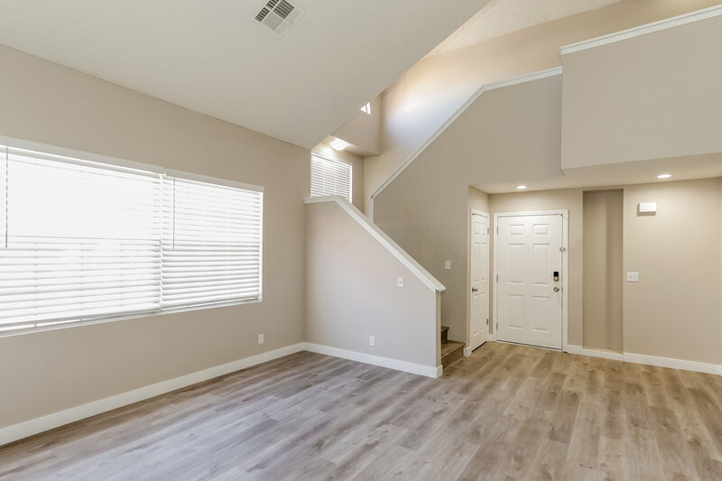 2,135/Mo, 229 Comanche Court Henderson, NV 89074 Living Room View 2