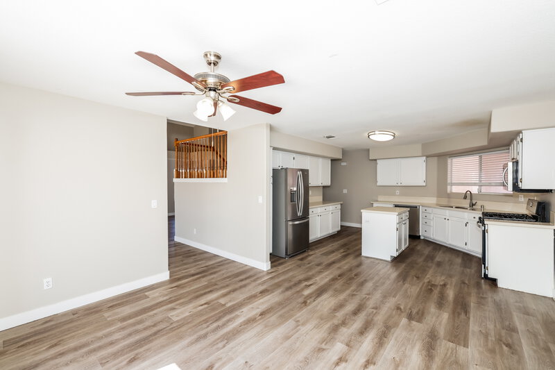 2,350/Mo, 104 Escada Ln Las Vegas, NV 89145 Kitchen View