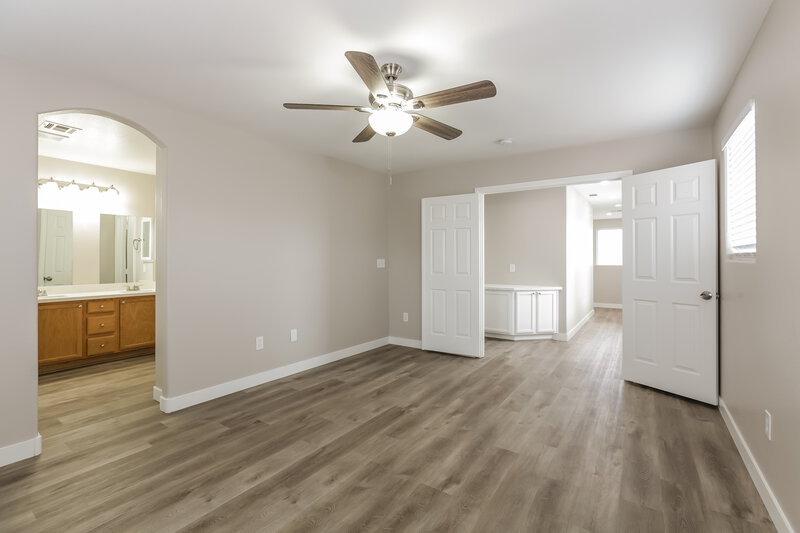 2,415/Mo, 7881 Harp Tree St Las Vegas, NV 89139 Main Bedroom View