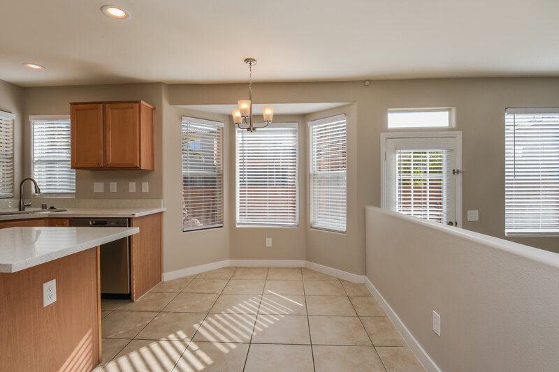 2,455/Mo, 3917 Irvin Ave Las Vegas, NV 89141 Floorplan View 3